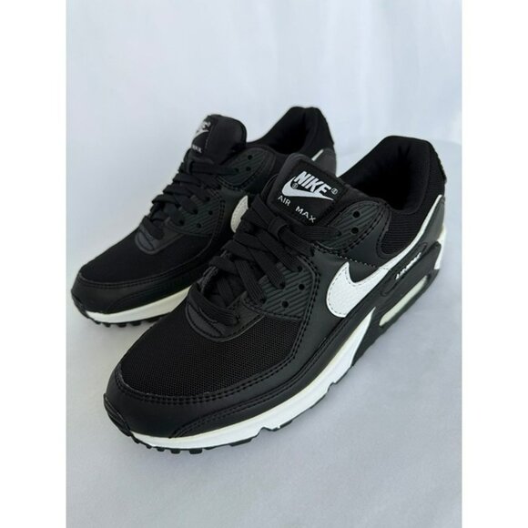 * SIZE 8.5 MEN'S NIKE AIR MAX 90 BLACK / WHITE DH8010-002 RUNNING SNEAKERS - Picture 2 of 8